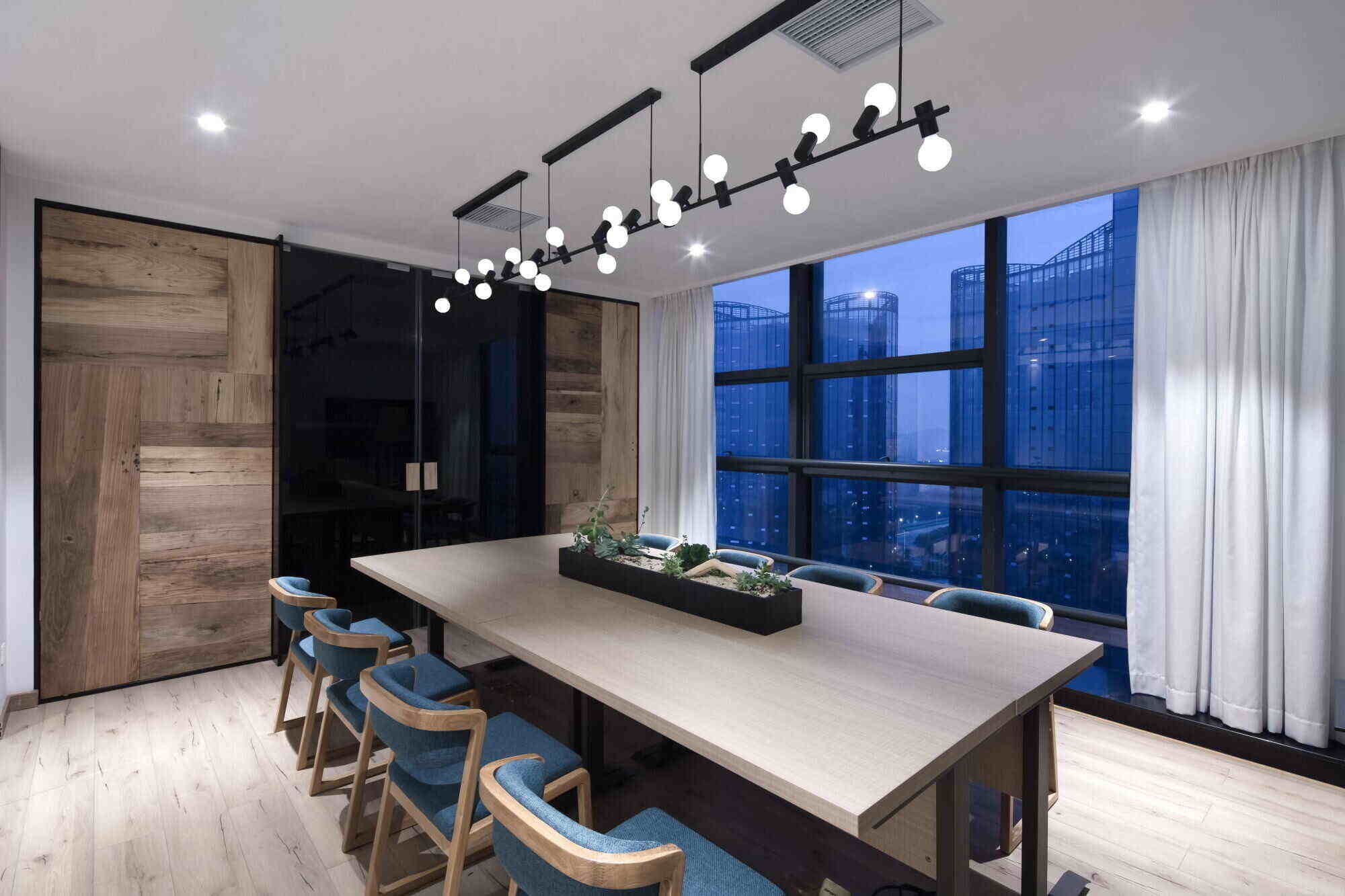 高檔豪華會(huì)議室裝修效果圖片