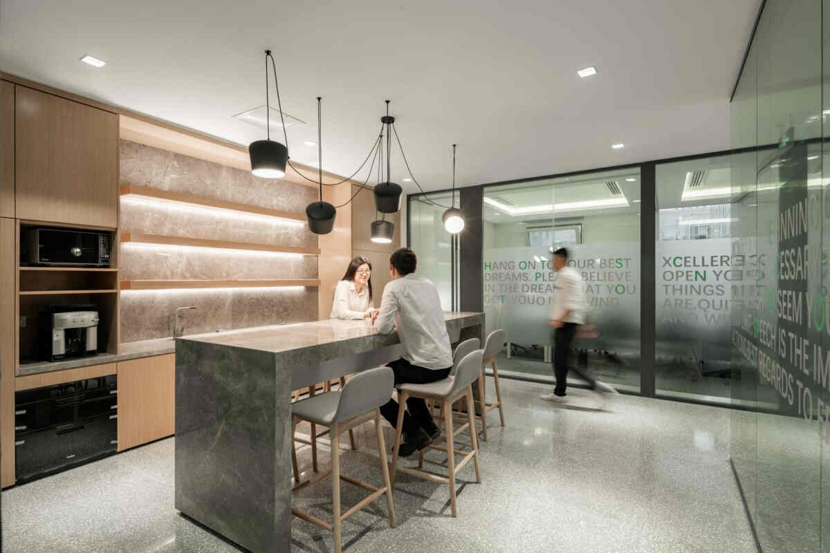 老板辦公室裝修設(shè)計(jì)圖，高層寫(xiě)字樓設(shè)計(jì)